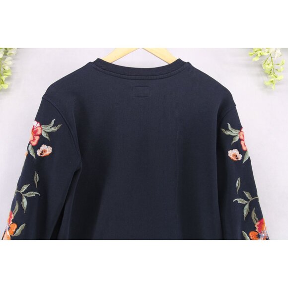 Driftwood Women's Embroidered Teddy Floral Black Pullover Sweatshirt Sz M - Picture 4 of 10